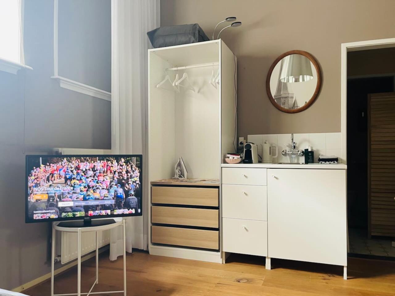 B&B Kerkstraatje3 Midden In Historisch Centrum Zutphen Bagian luar foto